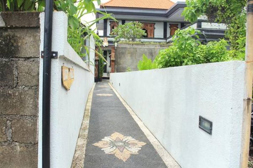 Lucky Family Villa Ubud Exterior foto